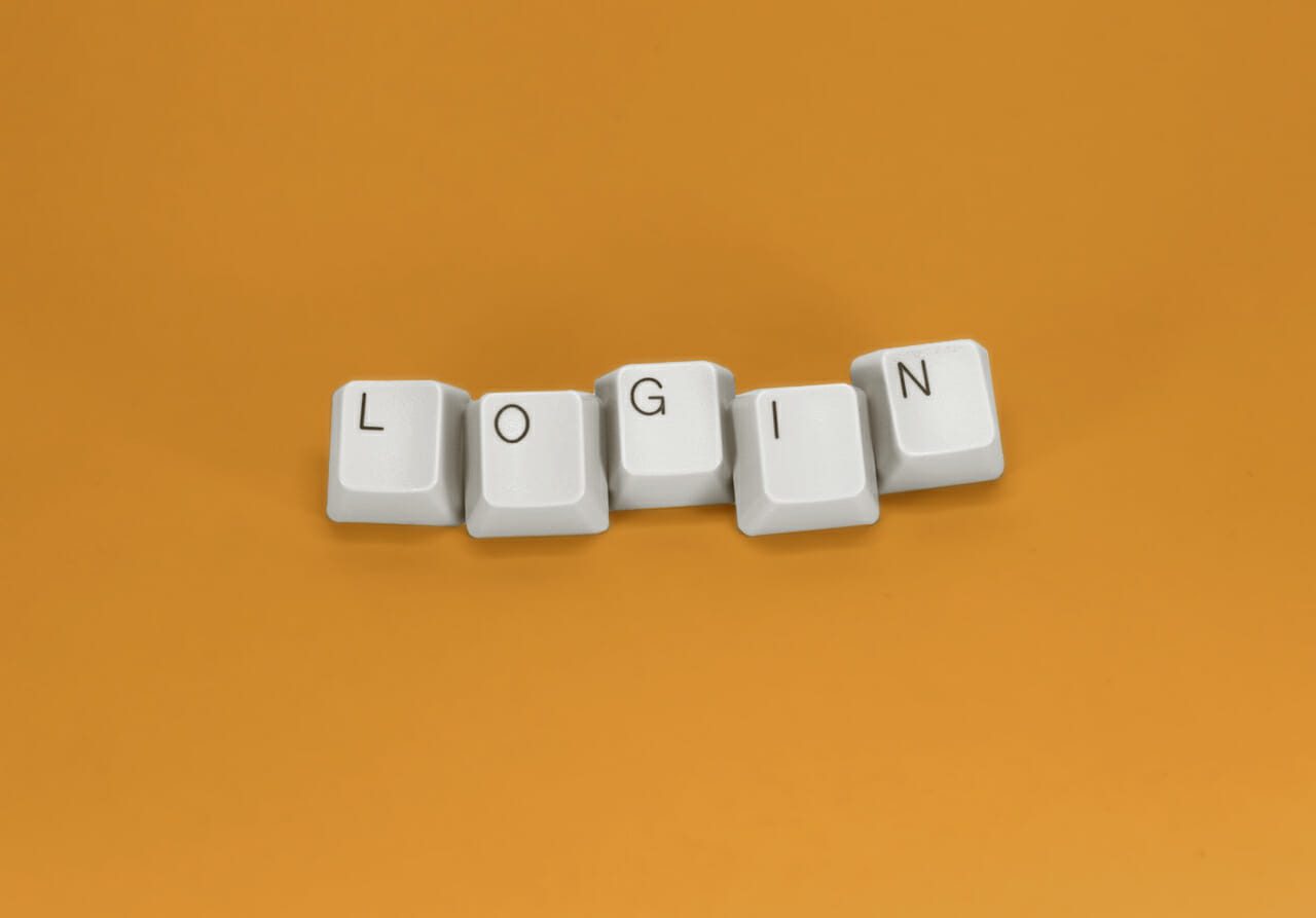 "login" drupal 8